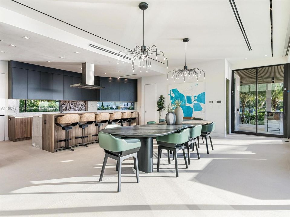 En Venta: $24,999,000 (7 camas, 8 baños, 8652 Pies cuadrados)