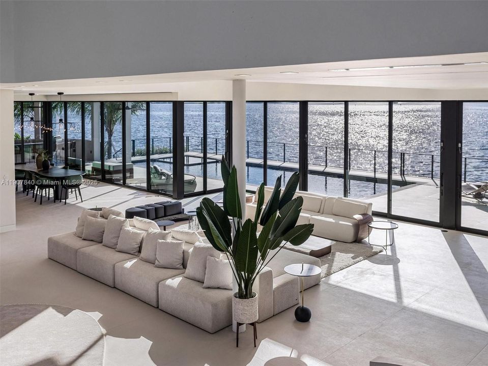 En Venta: $24,999,000 (7 camas, 8 baños, 8652 Pies cuadrados)