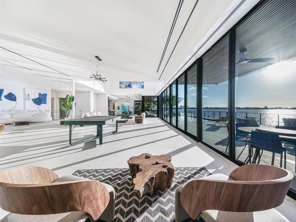 En Venta: $24,999,000 (7 camas, 8 baños, 8652 Pies cuadrados)