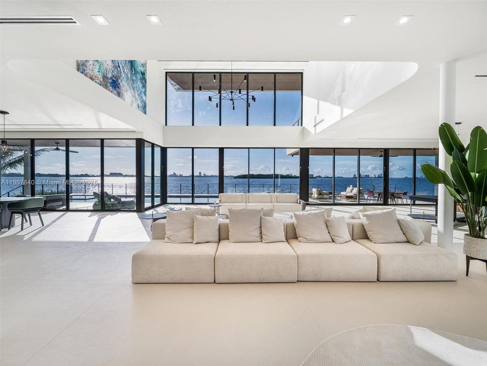 En Venta: $24,999,000 (7 camas, 8 baños, 8652 Pies cuadrados)