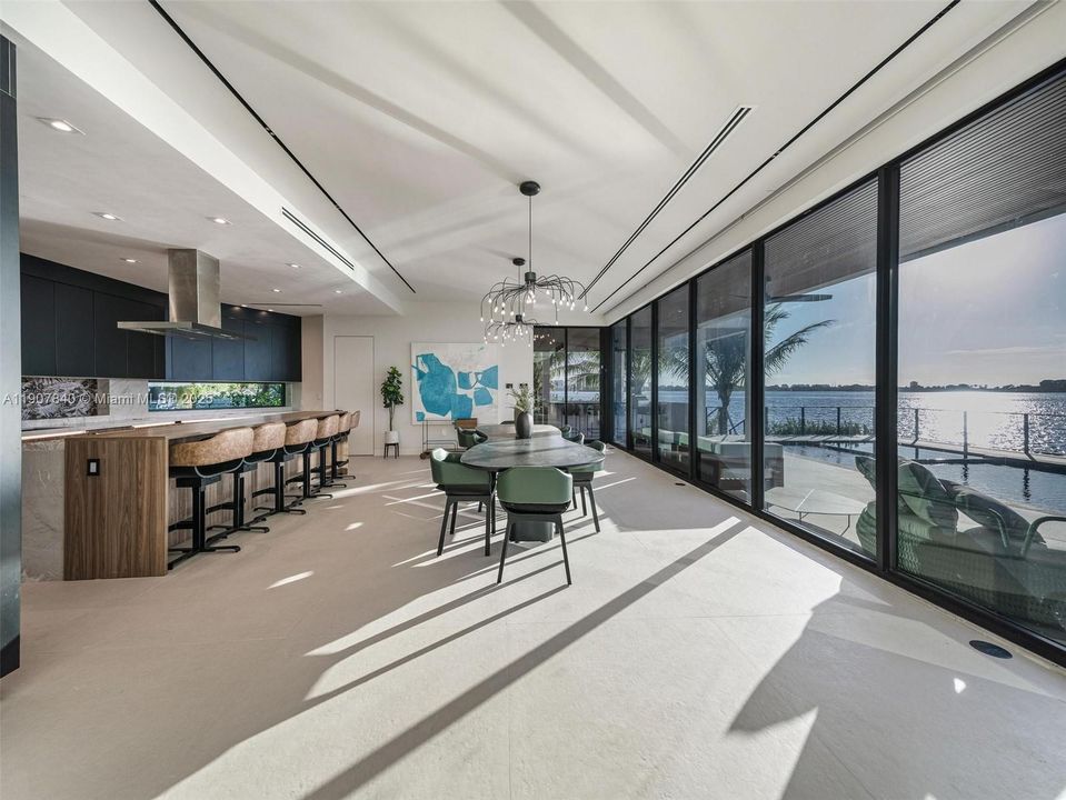 En Venta: $24,999,000 (7 camas, 8 baños, 8652 Pies cuadrados)