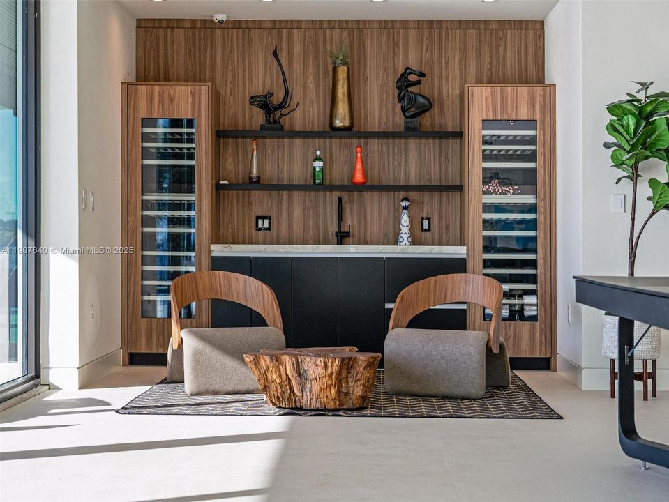 En Venta: $24,999,000 (7 camas, 8 baños, 8652 Pies cuadrados)