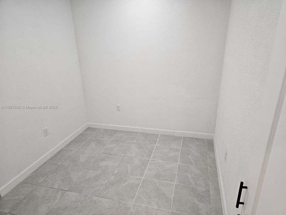 Recently Rented: $800 (0 beds, 0 baths, 2418 Square Feet)