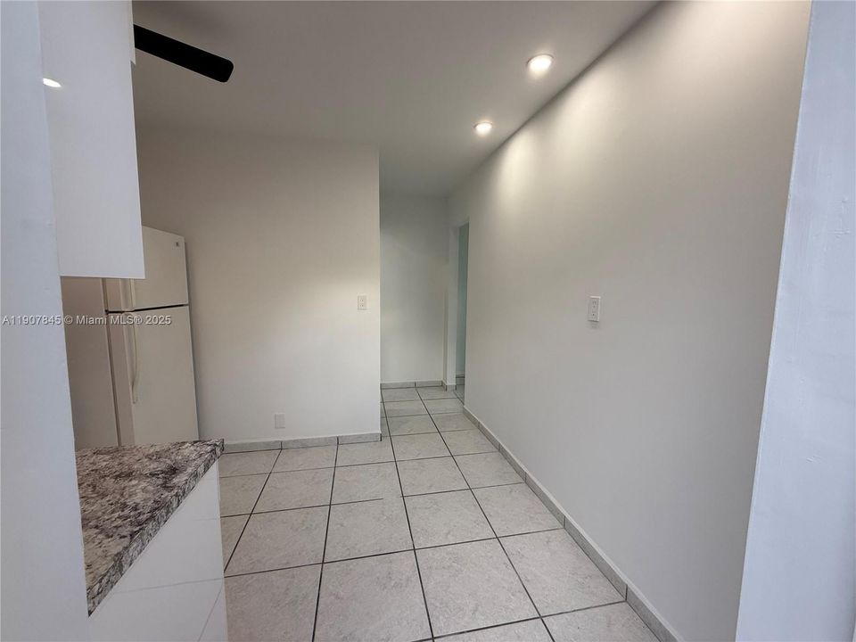 Recientemente alquilado: $1,500 (1 camas, 1 baños, 2224 Pies cuadrados)