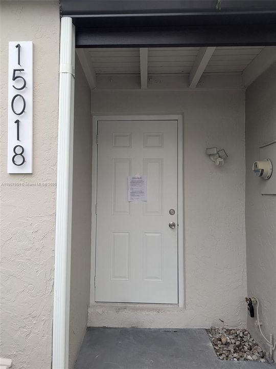 Activo con contrato: $2,250 (2 camas, 1 baños, 1033 Pies cuadrados)