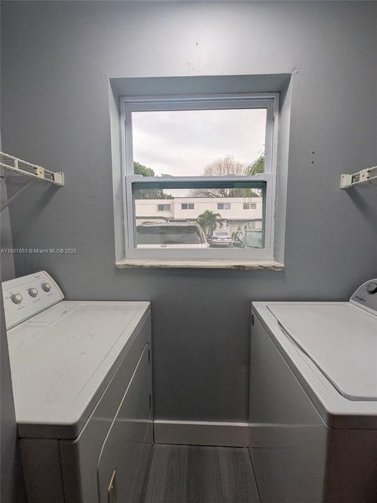 Activo con contrato: $2,250 (2 camas, 1 baños, 1033 Pies cuadrados)