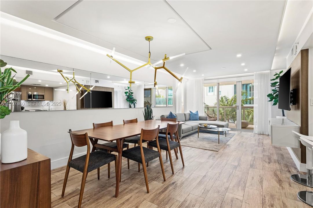 待售: $1,160,000 (3 贝兹, 2 浴室, 1305 平方英尺)