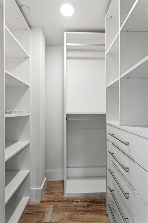 待售: $1,160,000 (3 贝兹, 2 浴室, 1305 平方英尺)