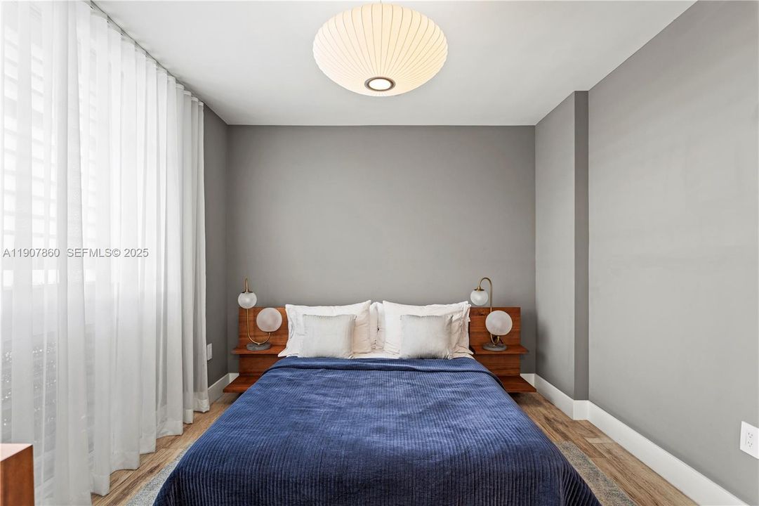 DEN / converted to bedroom