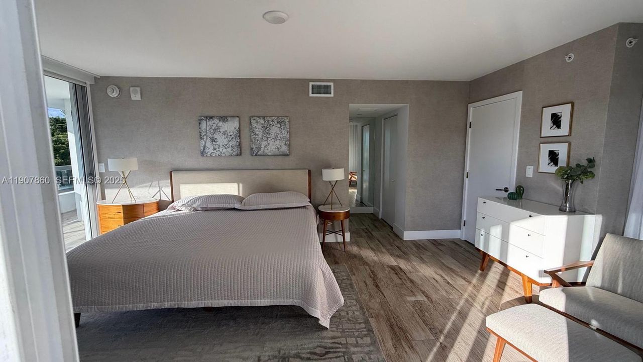 待售: $1,160,000 (3 贝兹, 2 浴室, 1305 平方英尺)