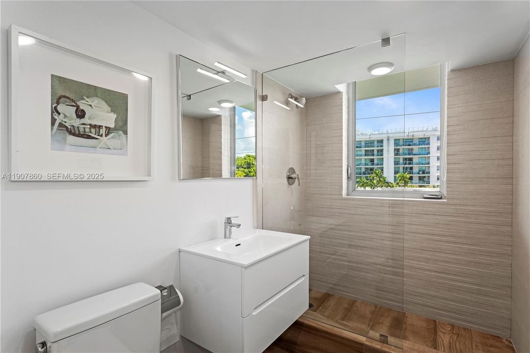 待售: $1,160,000 (3 贝兹, 2 浴室, 1305 平方英尺)