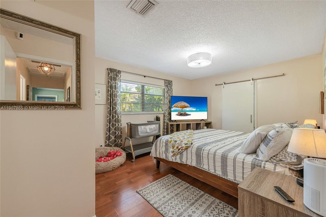 待售: $535,000 (3 贝兹, 2 浴室, 1348 平方英尺)