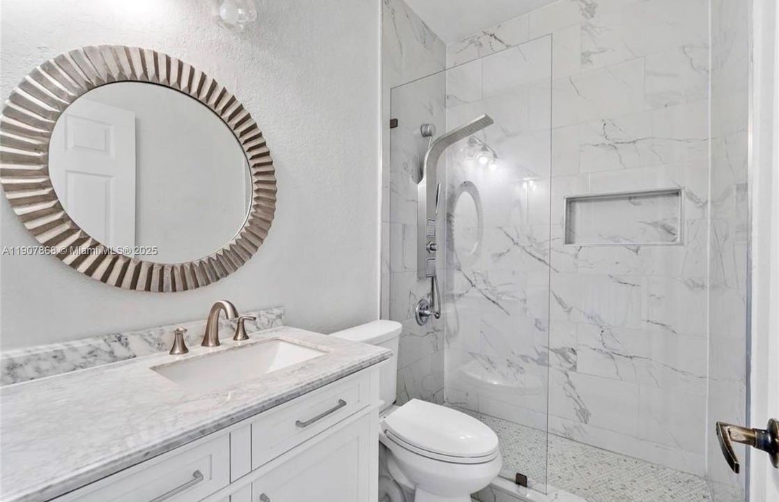 Active With Contract: $3,500 (3 beds, 2 baths, 1520 Square Feet)