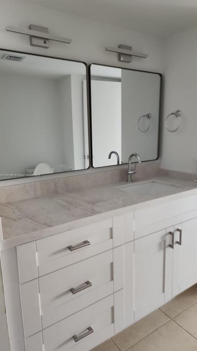 For Rent: $4,450 (1 beds, 1 baths, 1134 Square Feet)