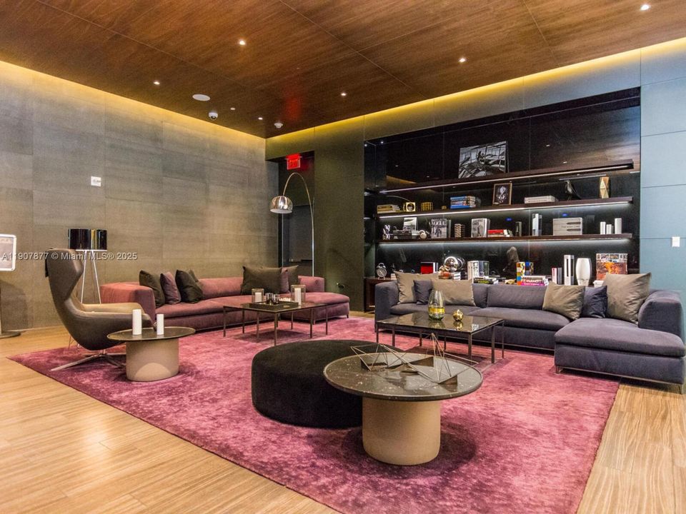 На продажу: $1,400,000 (3 спален, 3 ванн, 1660 Квадратных фут)