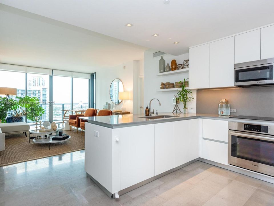 На продажу: $1,400,000 (3 спален, 3 ванн, 1660 Квадратных фут)