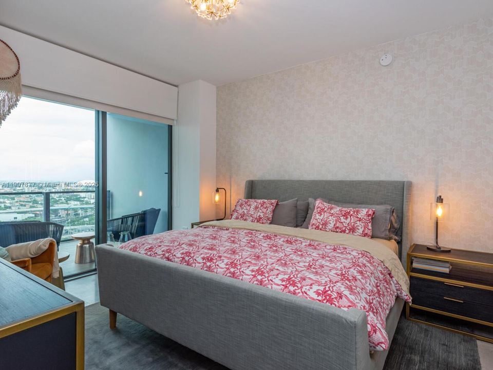 На продажу: $1,400,000 (3 спален, 3 ванн, 1660 Квадратных фут)