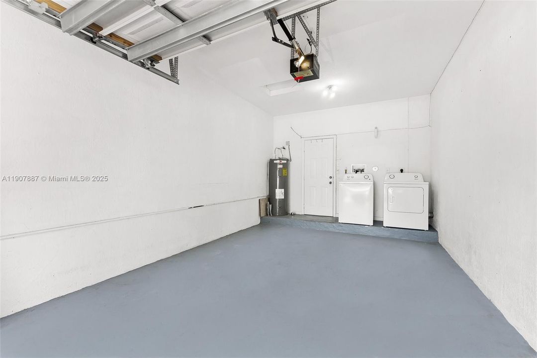 出租: $2,950 (2 贝兹, 2 浴室, 1155 平方英尺)