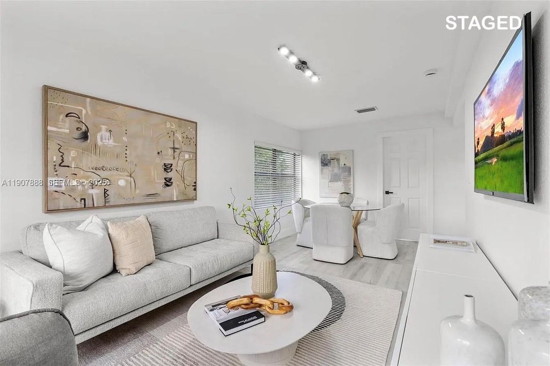 Recently Rented: $1,800 (1 beds, 1 baths, 0 Square Feet)