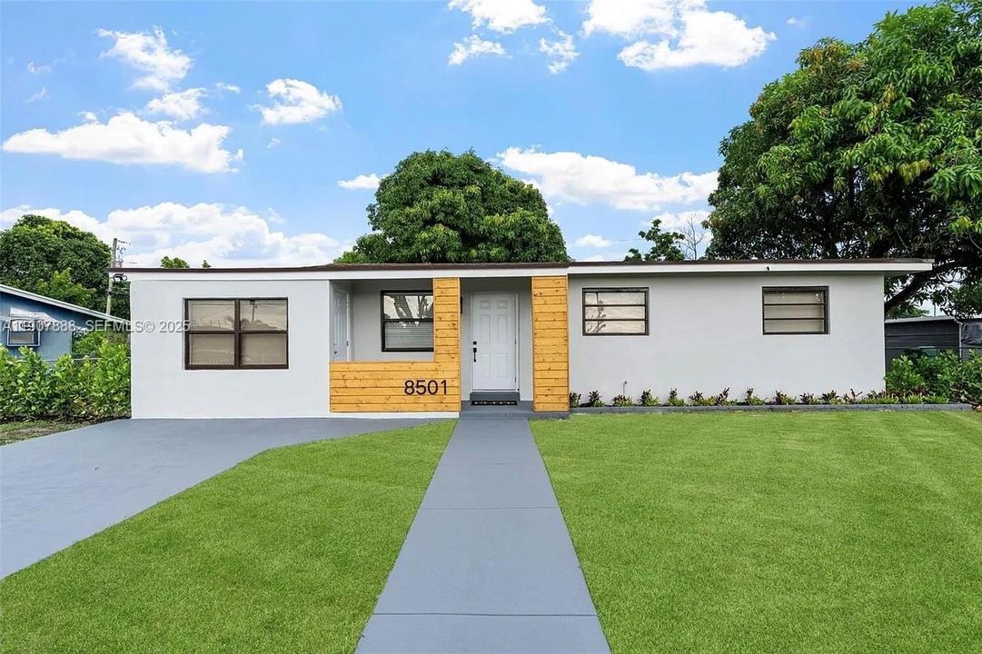 Recently Rented: $1,800 (1 beds, 1 baths, 0 Square Feet)