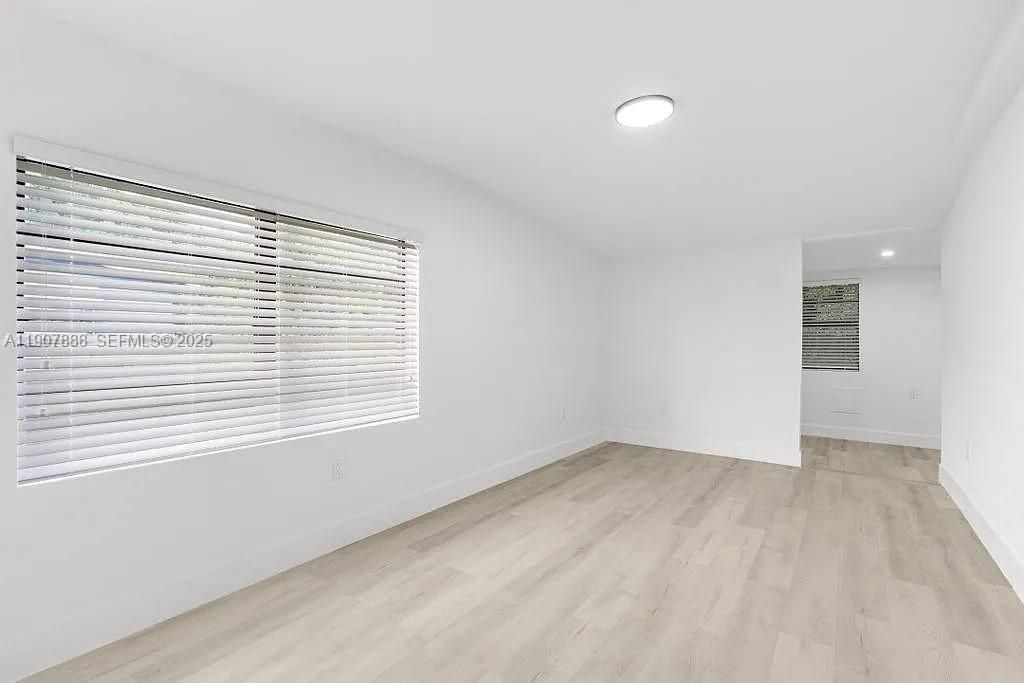 Recently Rented: $1,800 (1 beds, 1 baths, 0 Square Feet)