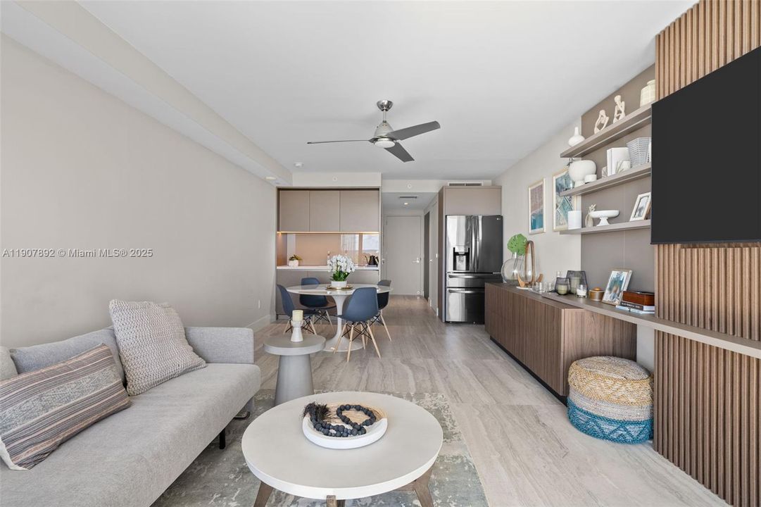 На продажу: $999,000 (0 спален, 1 ванн, 0 Квадратных фут)