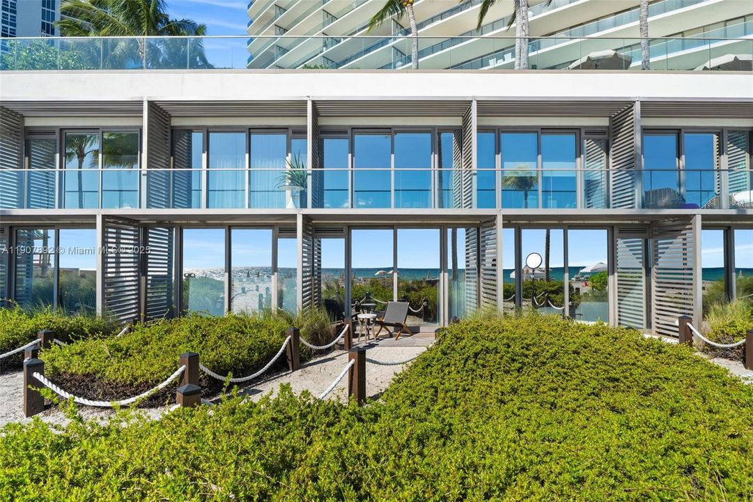 На продажу: $999,000 (0 спален, 1 ванн, 0 Квадратных фут)