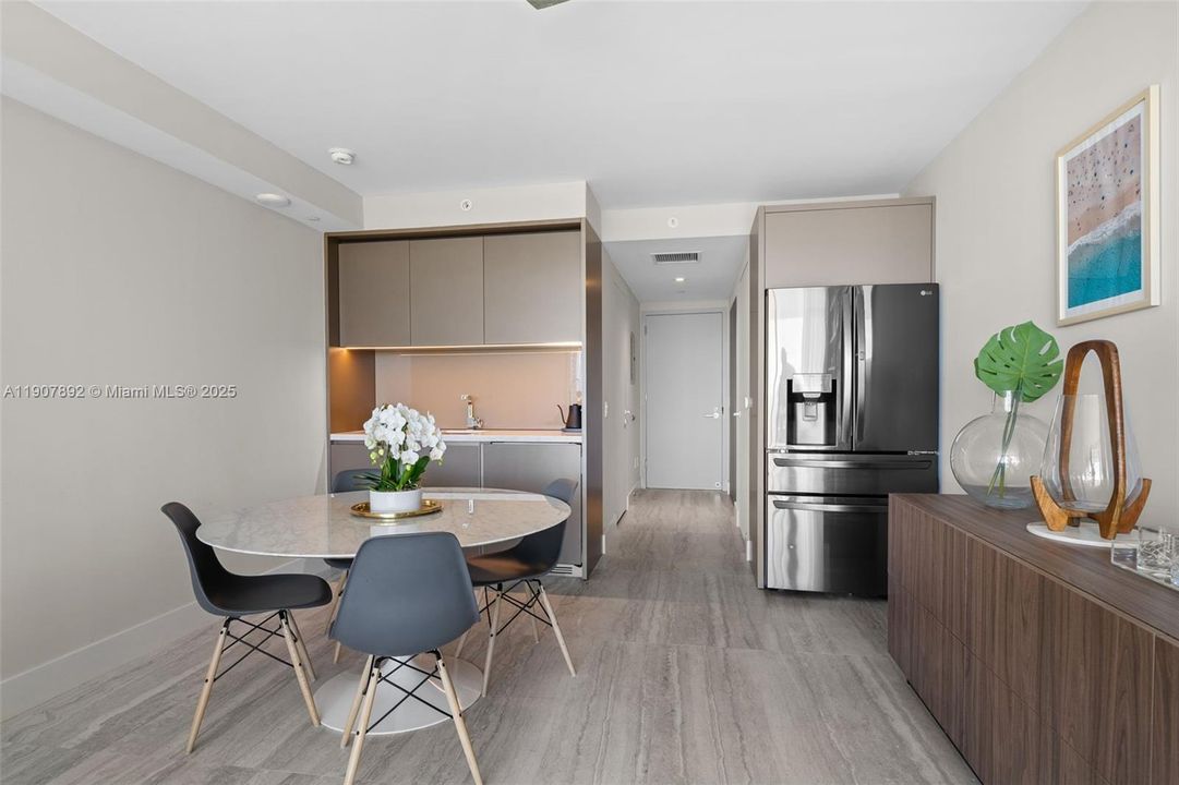 На продажу: $999,000 (0 спален, 1 ванн, 0 Квадратных фут)