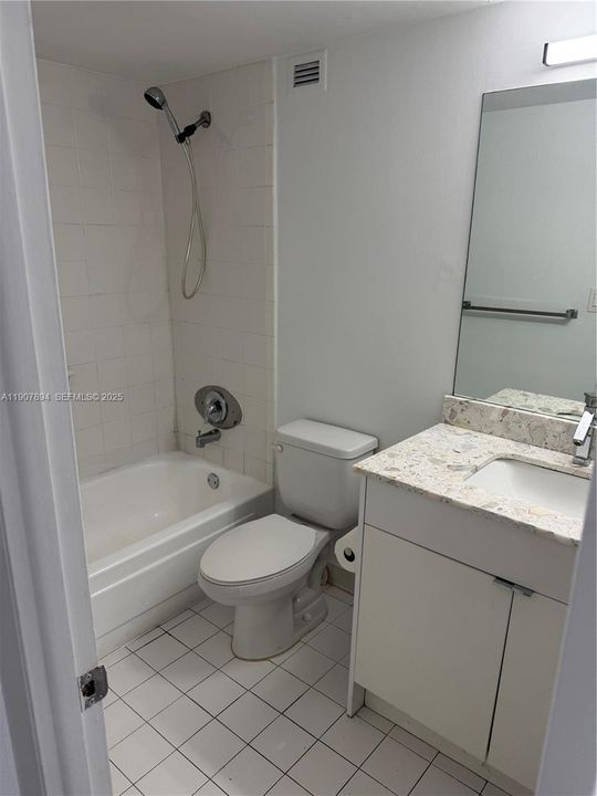 For Rent: $1,600 (0 beds, 1 baths, 531 Square Feet)