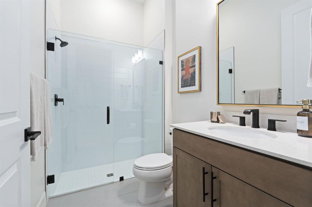Guest Shower