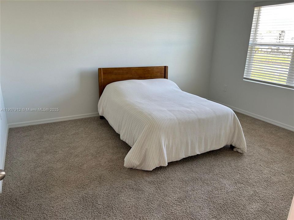 For Rent: $2,100 (3 beds, 2 baths, 0 Square Feet)