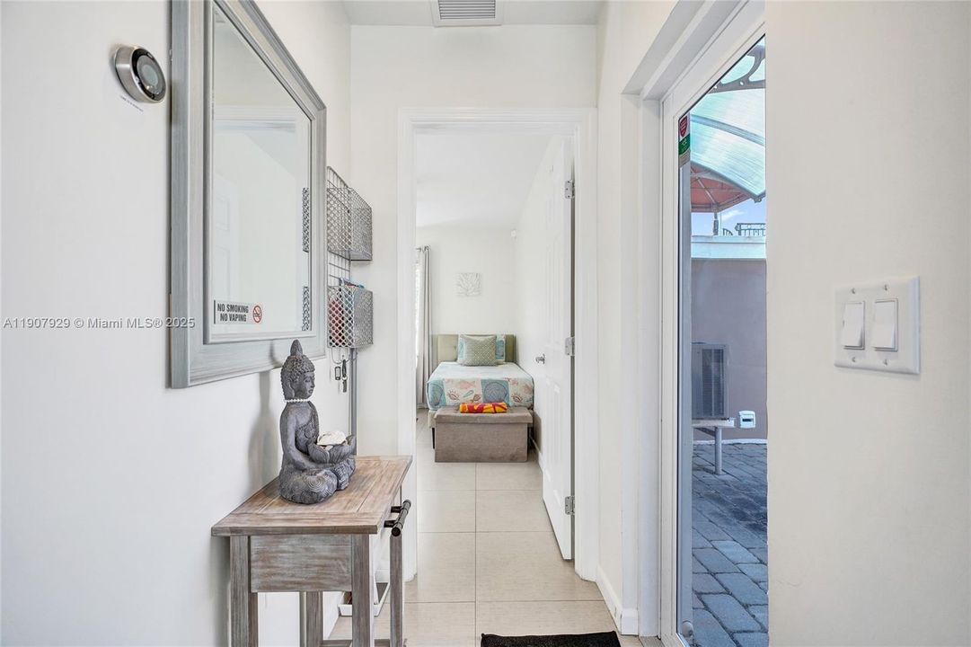 На продажу: $1,900,000 (0 спален, 0 ванн, 1700 Квадратных фут)