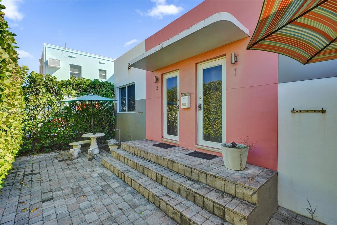 На продажу: $1,900,000 (0 спален, 0 ванн, 1700 Квадратных фут)