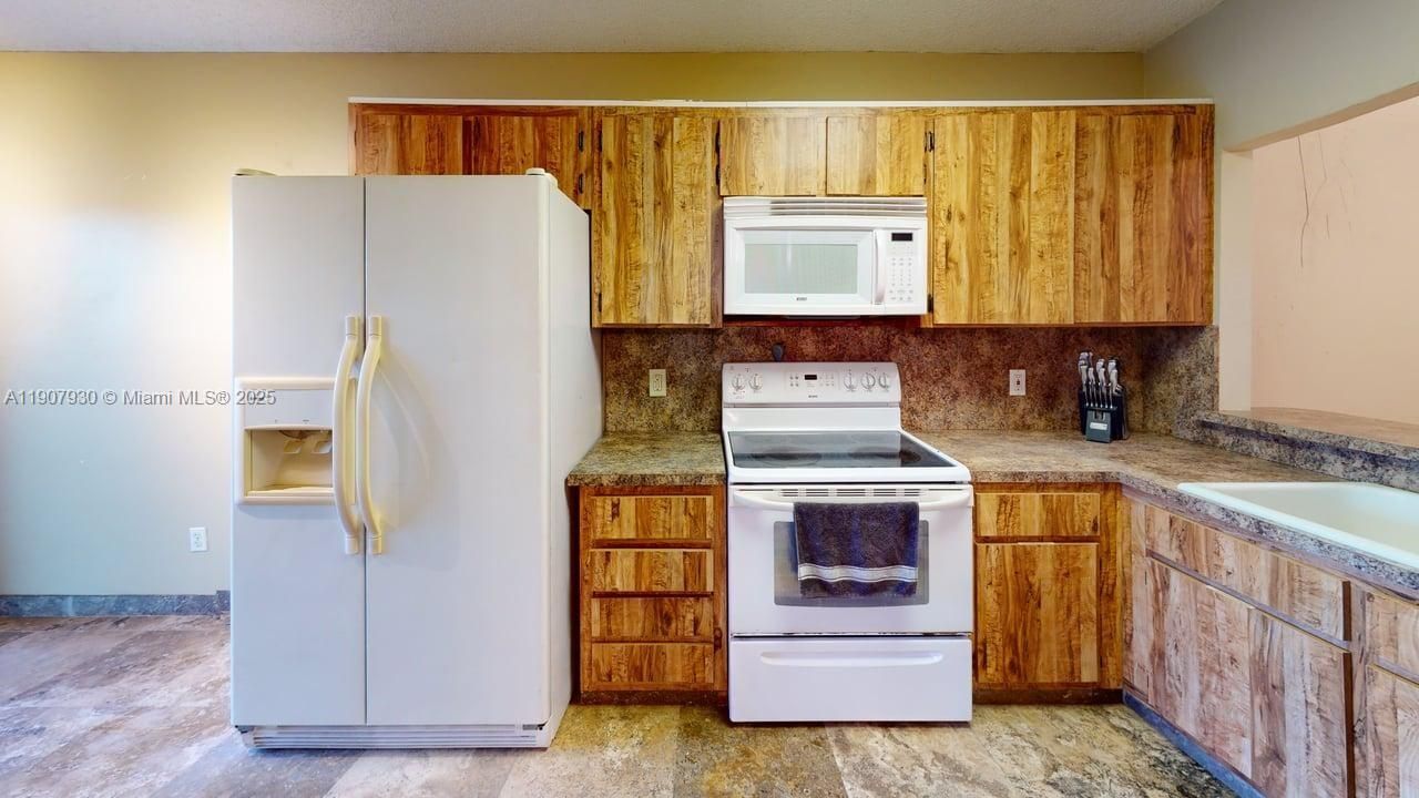 待售: $435,000 (2 贝兹, 2 浴室, 1336 平方英尺)