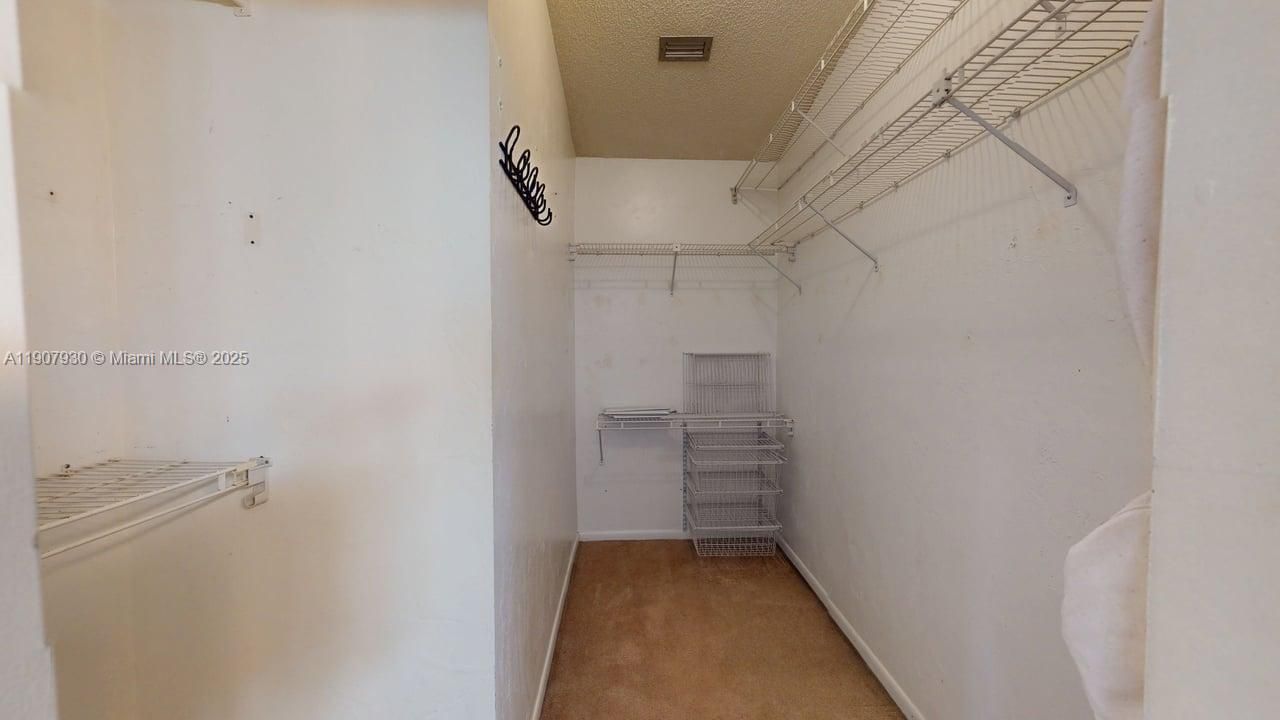 待售: $435,000 (2 贝兹, 2 浴室, 1336 平方英尺)