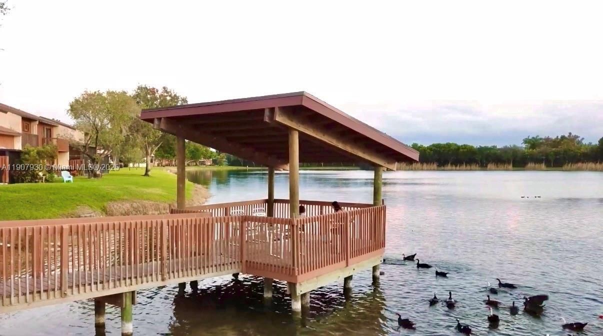 待售: $435,000 (2 贝兹, 2 浴室, 1336 平方英尺)