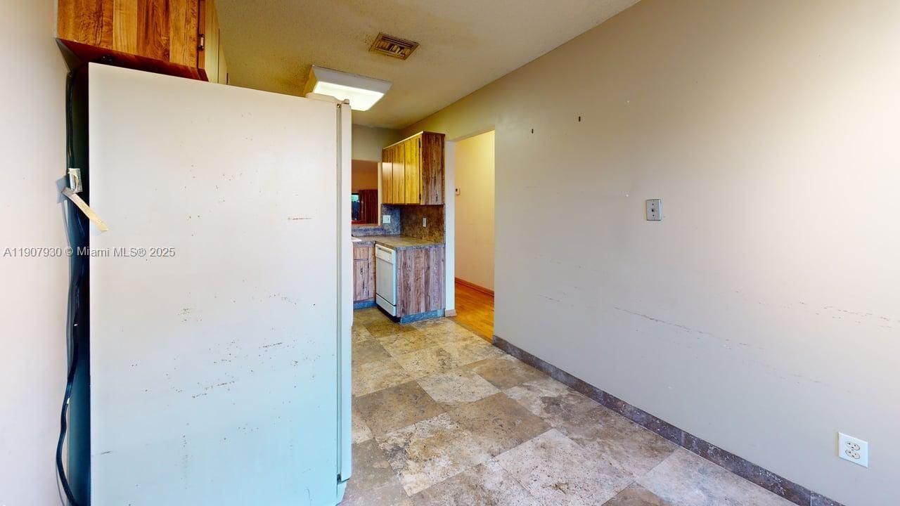 待售: $435,000 (2 贝兹, 2 浴室, 1336 平方英尺)