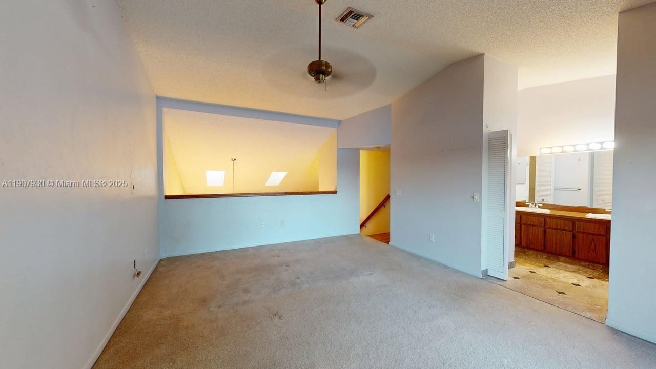 待售: $435,000 (2 贝兹, 2 浴室, 1336 平方英尺)