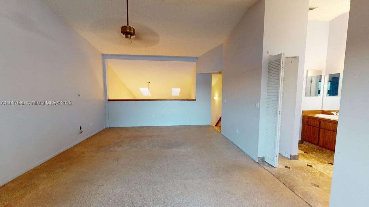 待售: $435,000 (2 贝兹, 2 浴室, 1336 平方英尺)