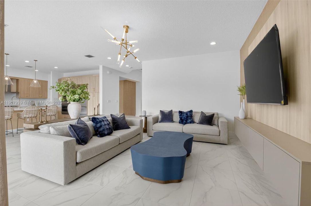 For Rent: $18,000 (5 beds, 7 baths, 4605 Square Feet)