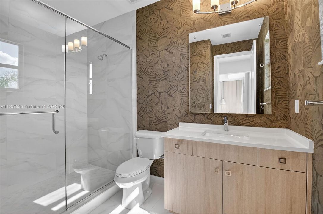 For Rent: $18,000 (5 beds, 7 baths, 4605 Square Feet)