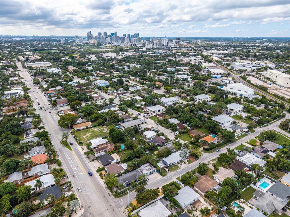 待售: $999,000 (0 贝兹, 0 浴室, 1938 平方英尺)