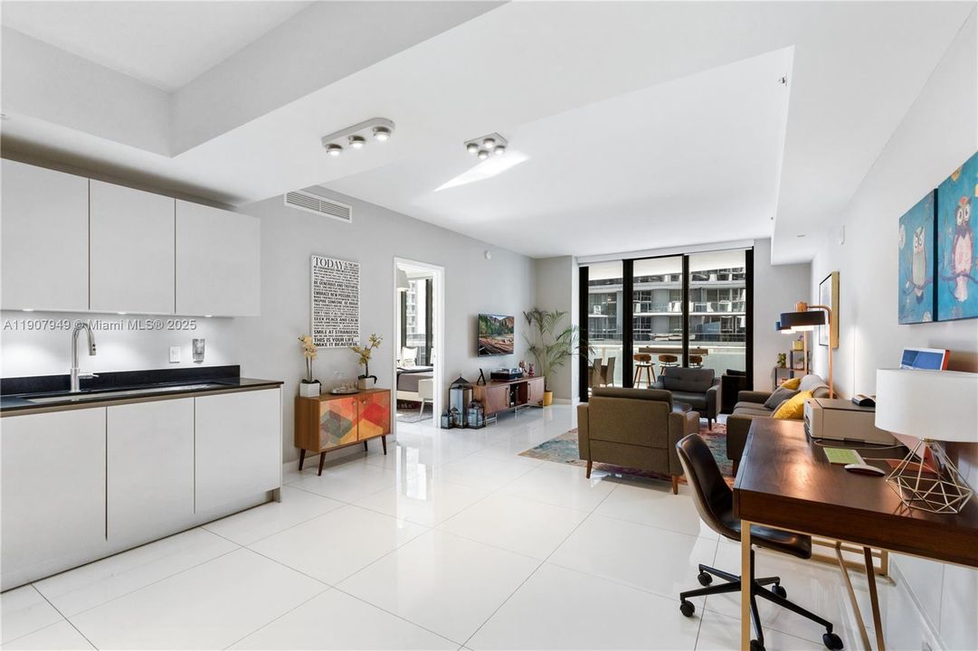 For Rent: $5,100 (2 beds, 2 baths, 1100 Square Feet)