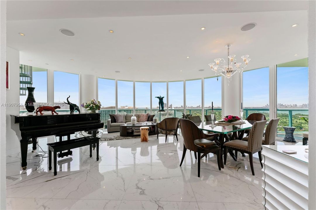 For Sale: $4,300,000 (3 beds, 3 baths, 2600 Square Feet)