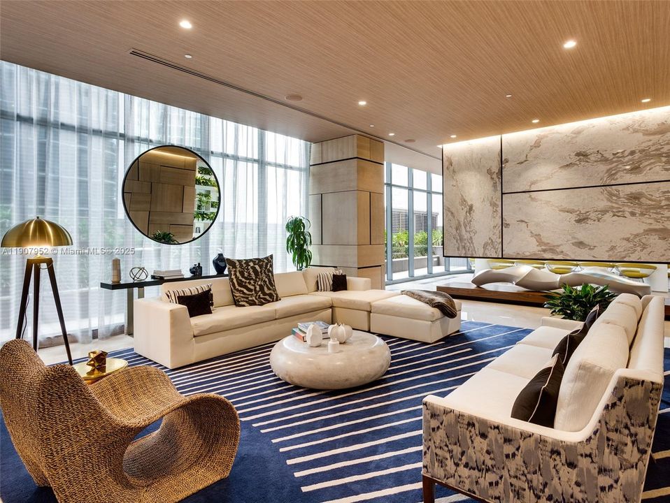 Active With Contract: $3,250 (1 beds, 1 baths, 684 Square Feet)