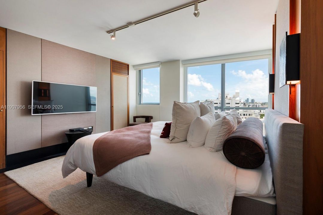 For Rent: $27,000 (2 beds, 2 baths, 1162 Square Feet)