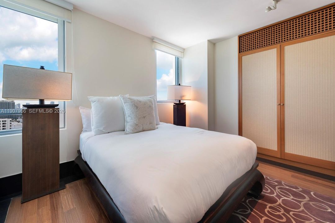 For Rent: $27,000 (2 beds, 2 baths, 1162 Square Feet)