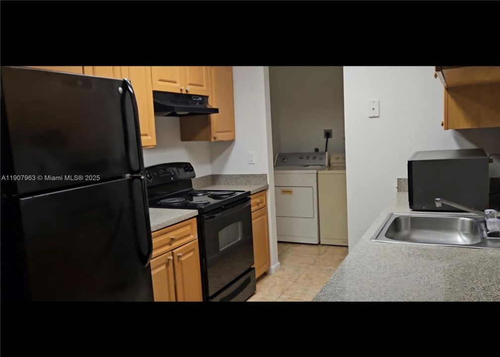 En Venta: $190,000 (2 camas, 2 baños, 1070 Pies cuadrados)