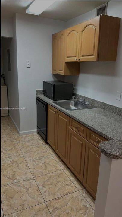 En Venta: $190,000 (2 camas, 2 baños, 1070 Pies cuadrados)