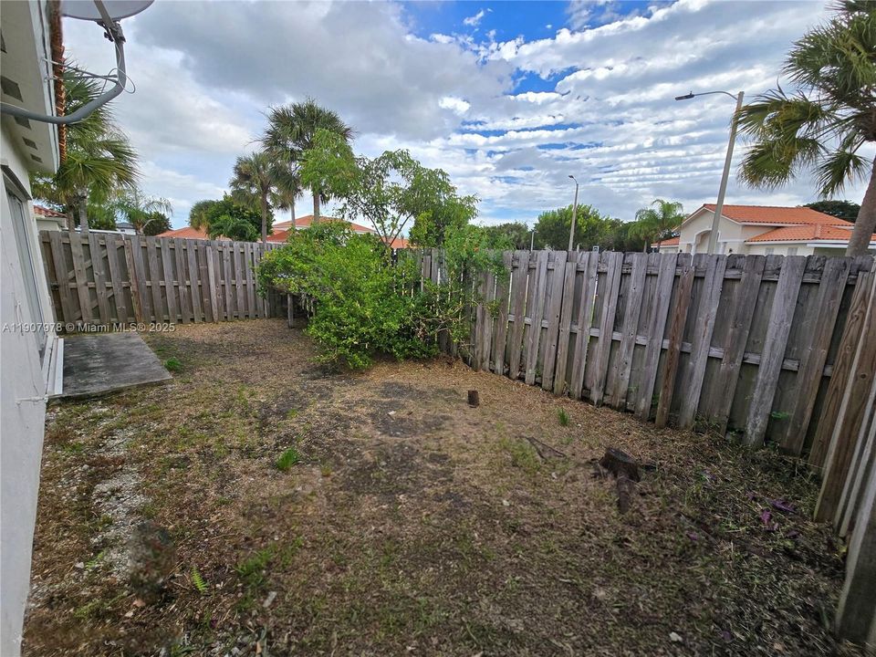 待售: $465,000 (3 贝兹, 2 浴室, 1308 平方英尺)